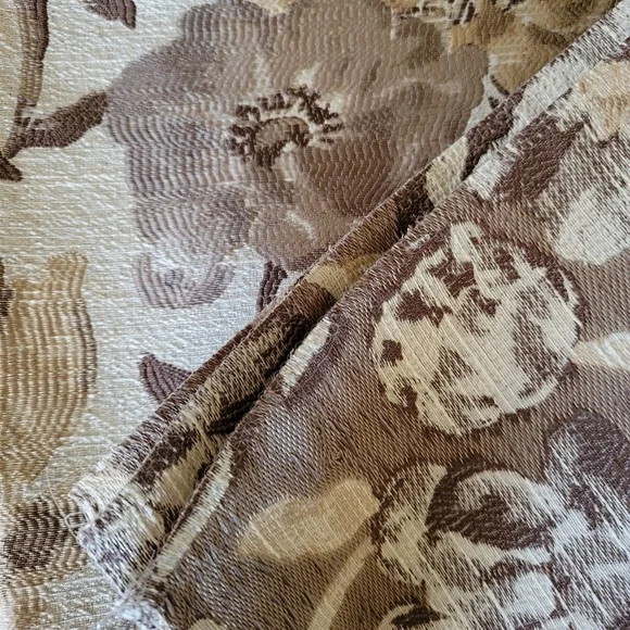 Home Décor Fabric Panels Medium Floral Tan Brown Set of 4 Sizes 28.5 - 31 Inches - Picture 2 of 3
